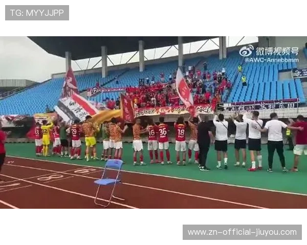 冠军球队赛后巡回签名会促进粉丝互动与社群建设，冠军皮肤签名版会返场吗